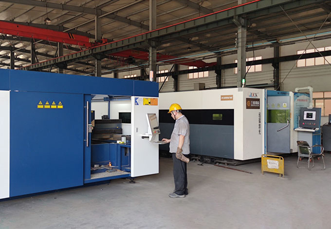 機加工鋼構(gòu)件